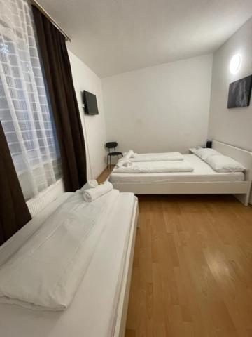 Hotel Starlight Франкфурт на Майн Екстериор снимка