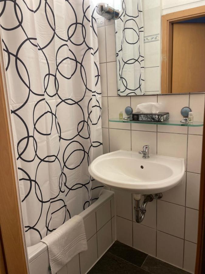 Hotel Starlight Франкфурт на Майн Екстериор снимка