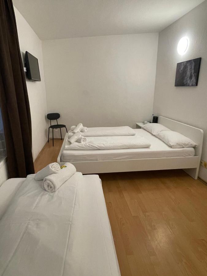 Hotel Starlight Франкфурт на Майн Екстериор снимка