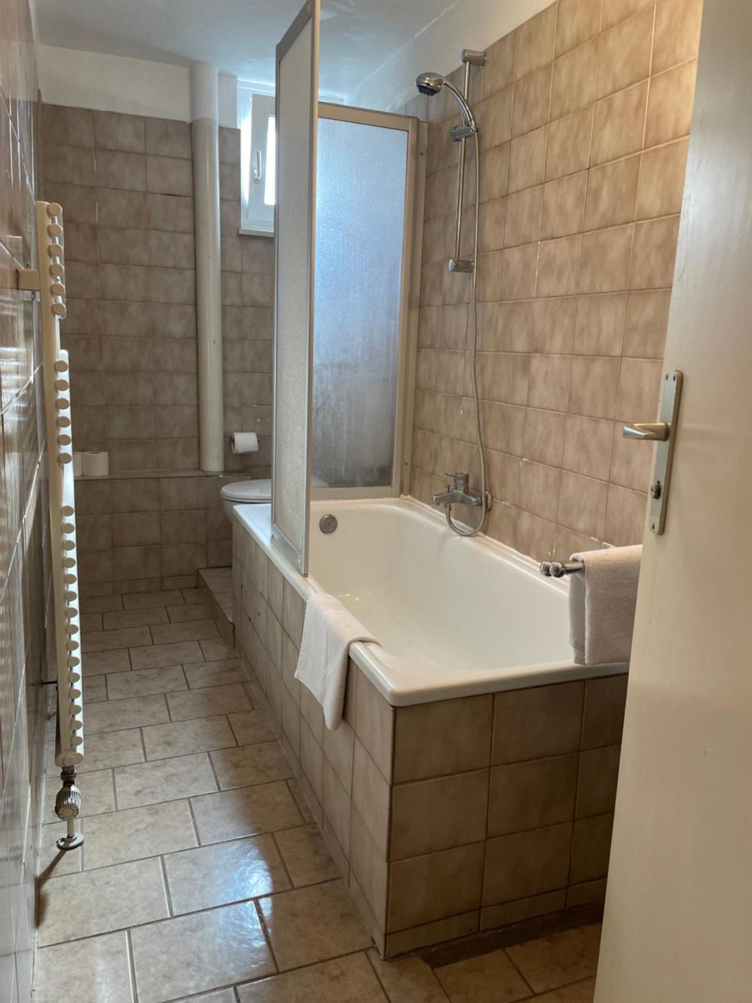Hotel Starlight Франкфурт на Майн Екстериор снимка